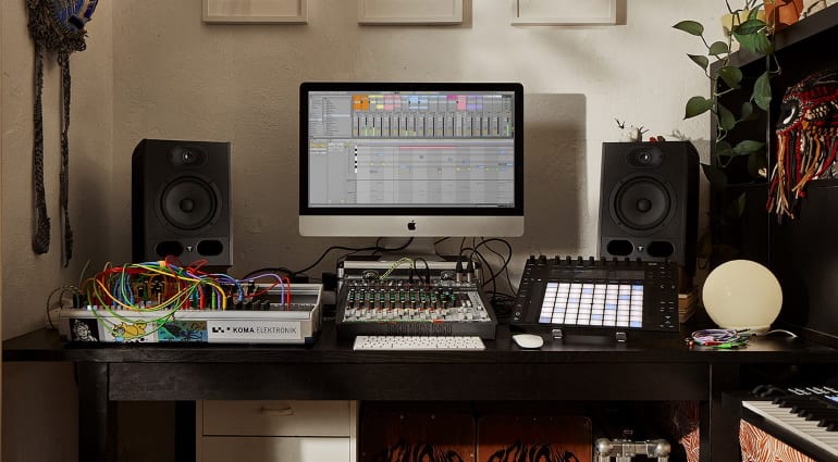 logic pro vs logic pro x 2021